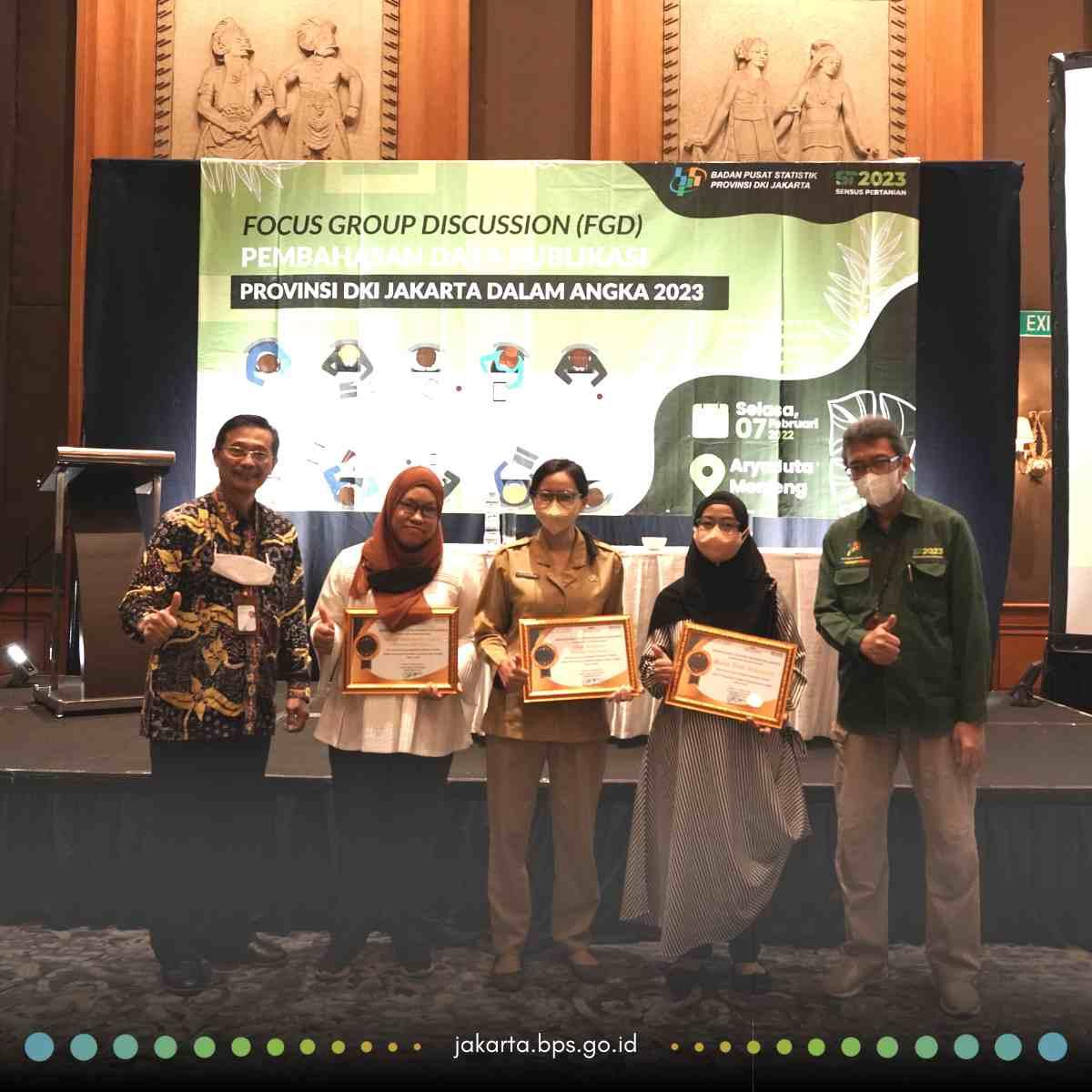 Award Kontributor Terbaik Dalam Penyusunan Publikasi Provinsi DKI Jakarta Dalam Angka 2022